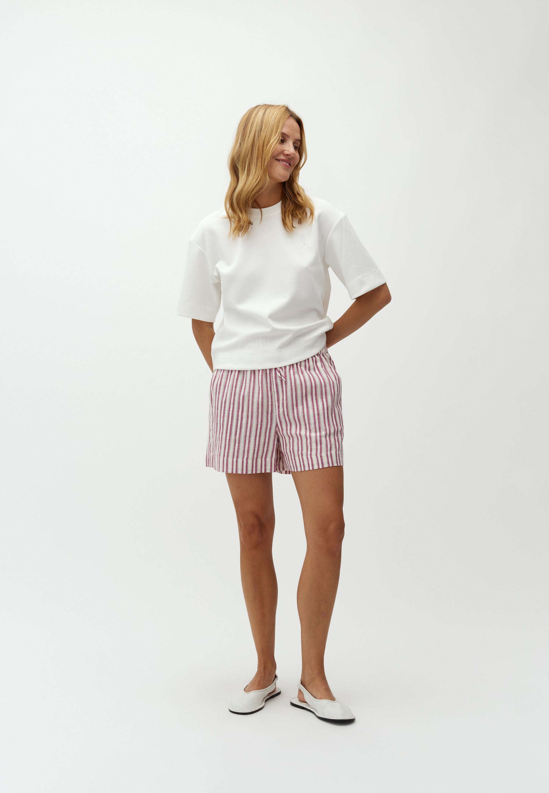 Meris-M_Thin Red Stripe_Model_0