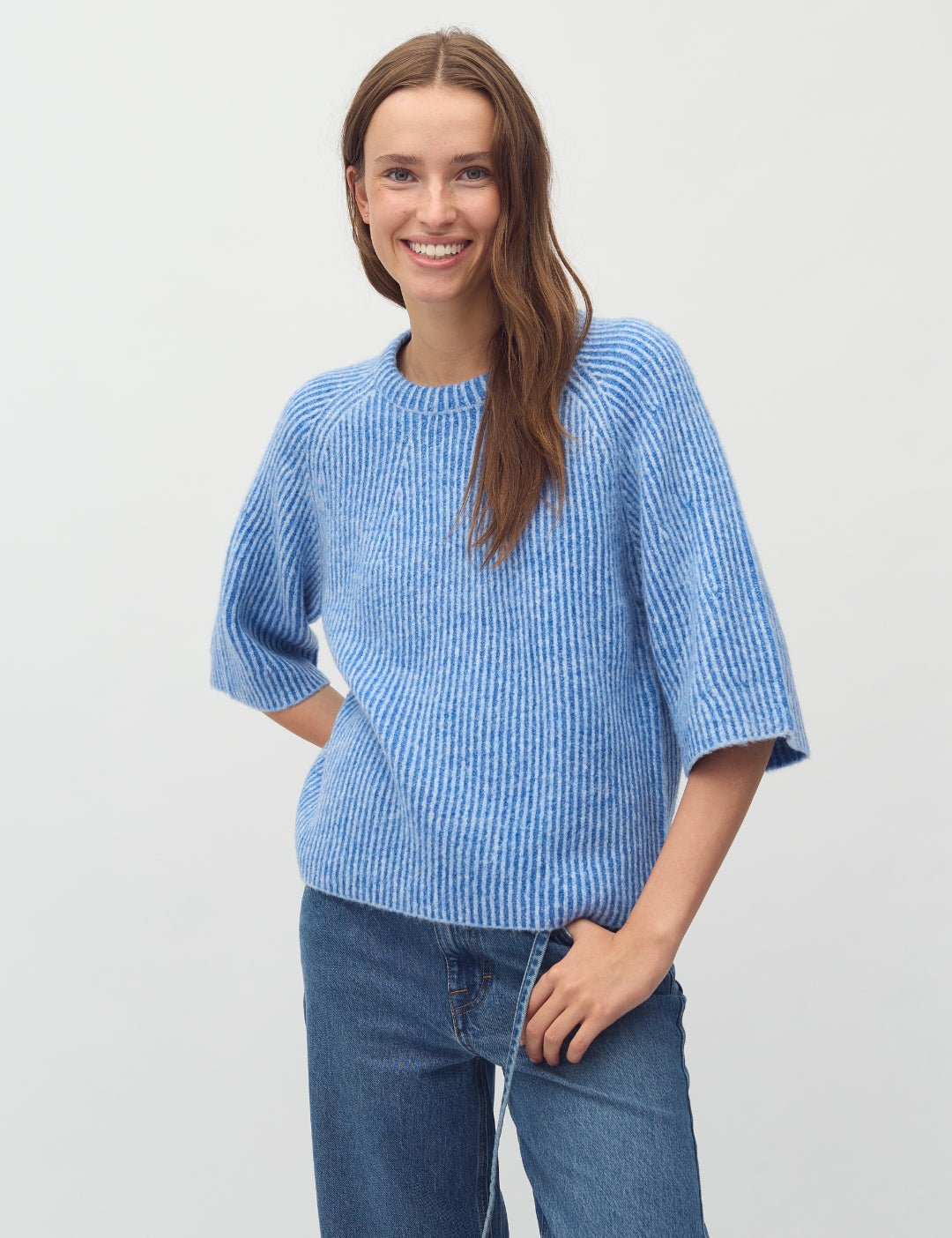 Ubeda-M_Blue Sapphire Stripe_Model_0
