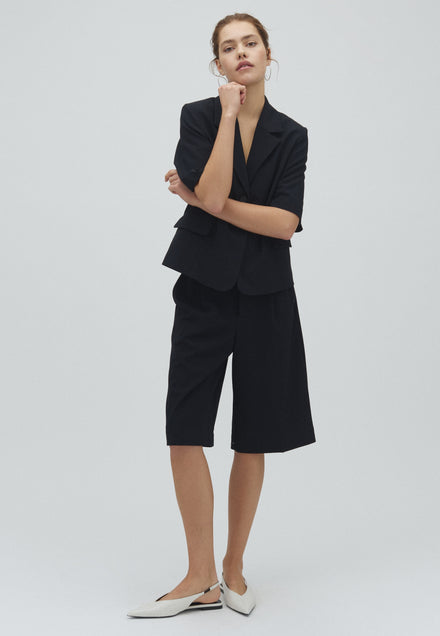 Bamudo-M_Black_Model_0