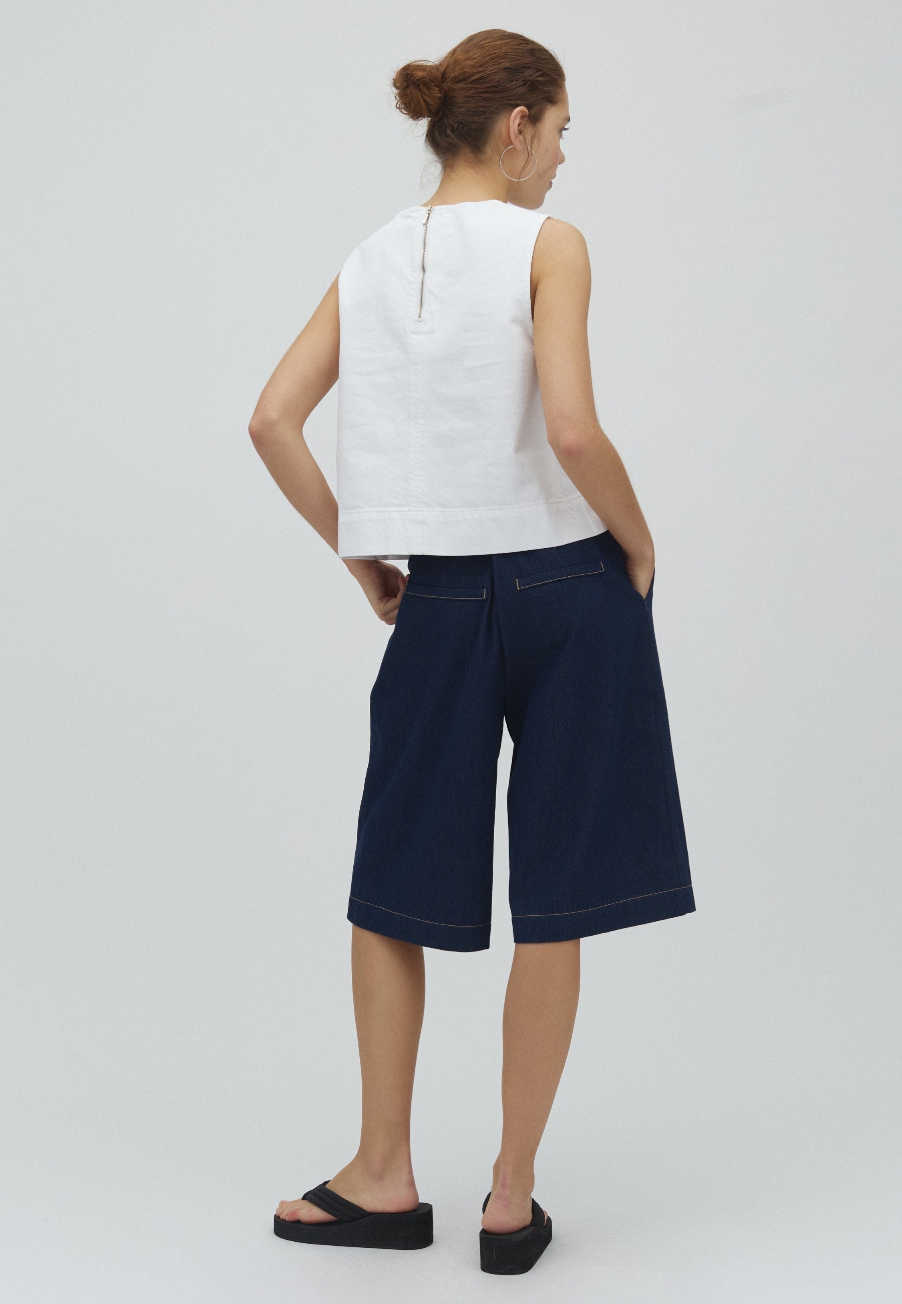 Bamudo D-M_Dark Unwashed Denim_Model_1