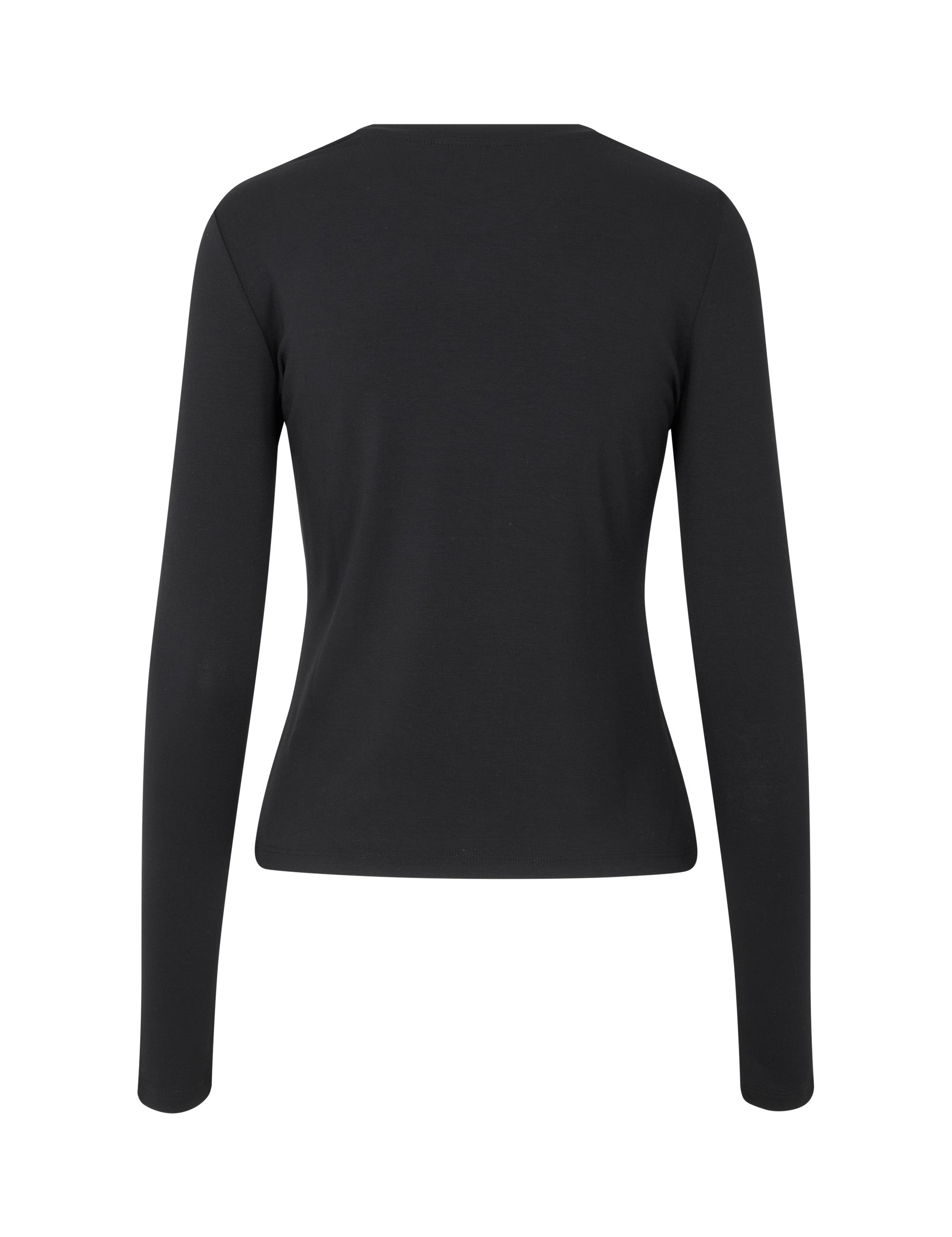 Christina-M_Black_Packshot_1