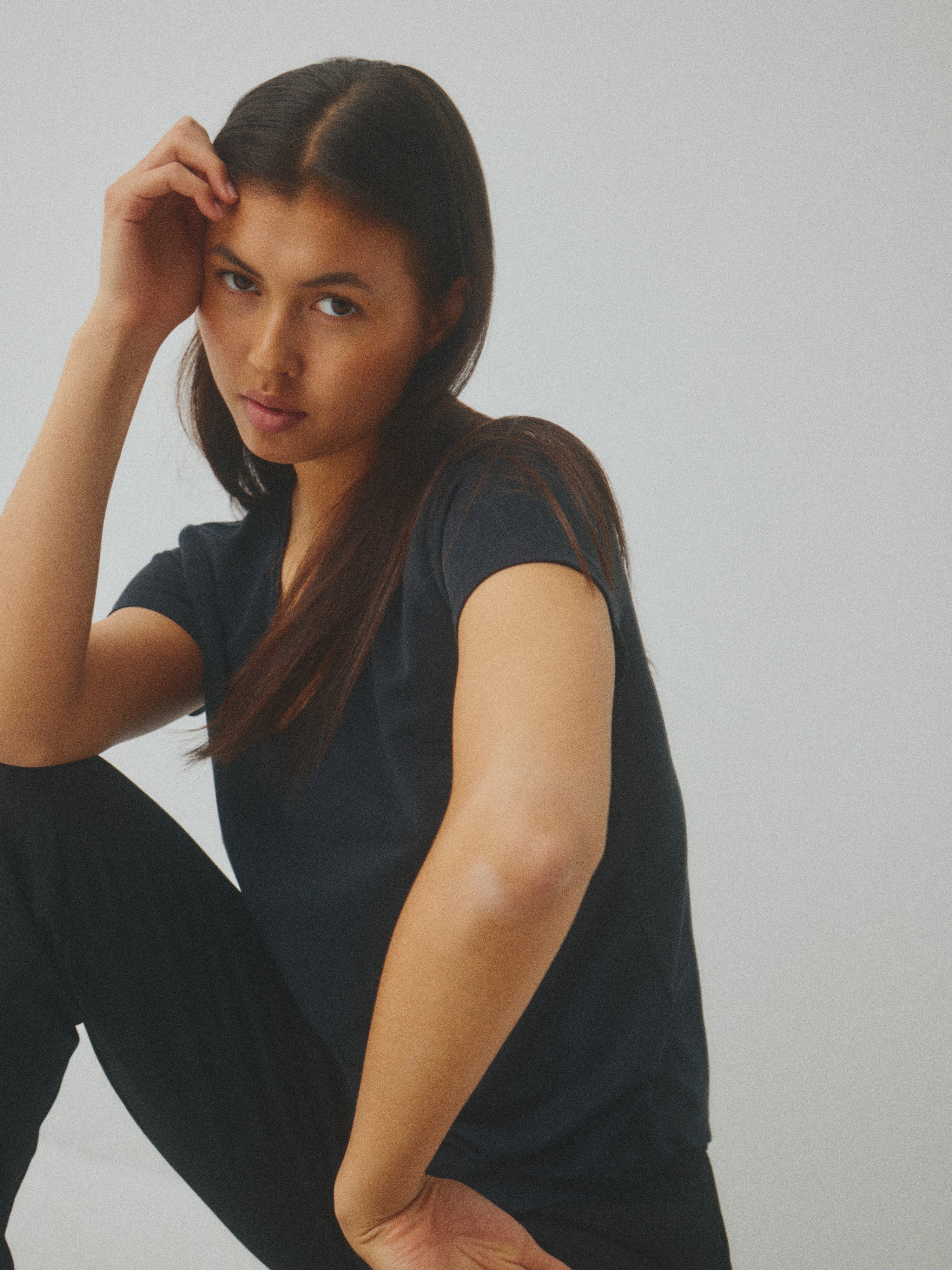 Luvanna-M_Black_Image_