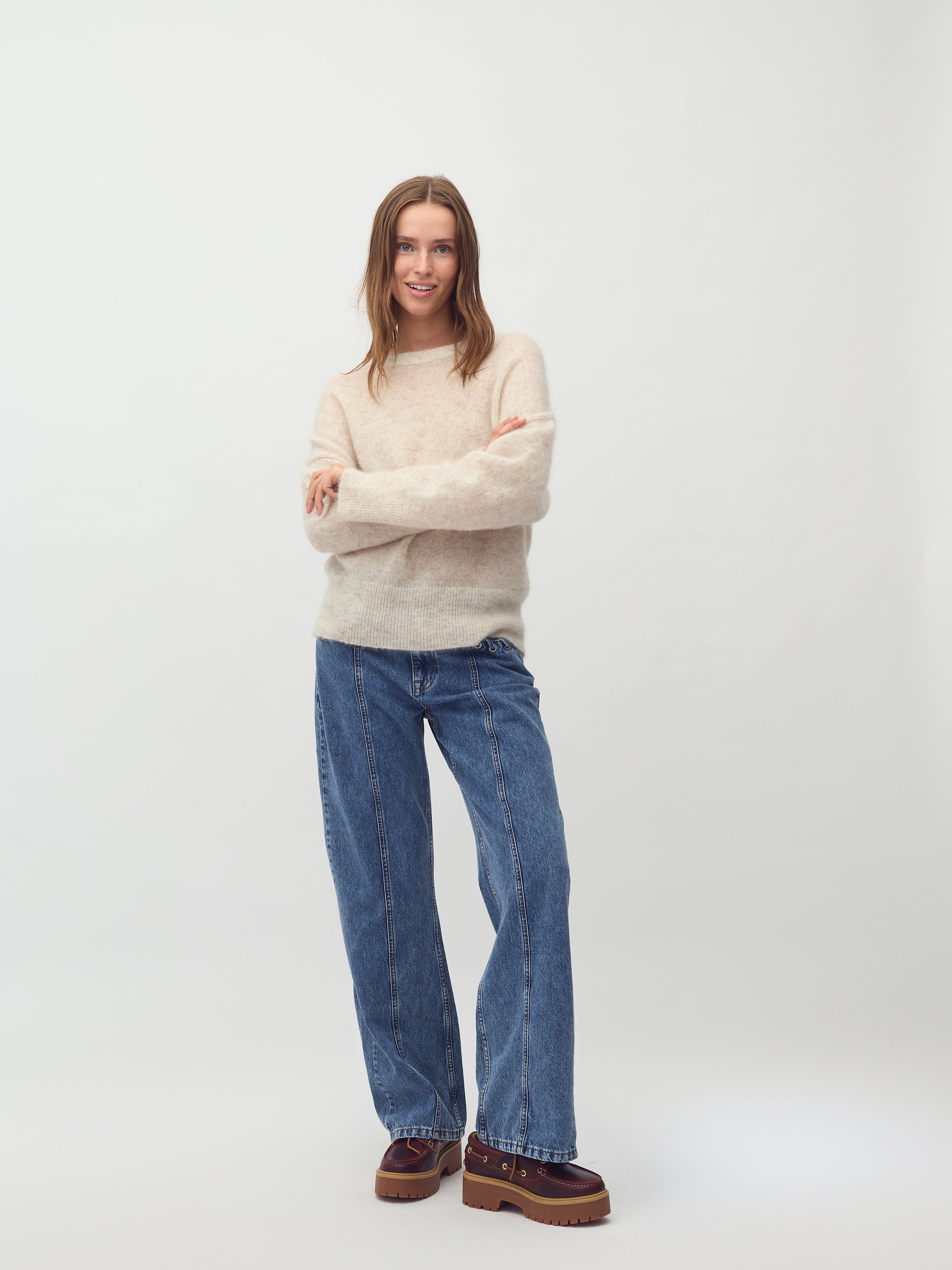 Gafina-M_Oat Melange_Model_