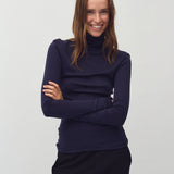 Ina_Navy Blue_Model_0