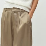 Guri-M_Sand Grey_Model_4