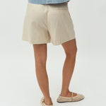 Cristiana-M_Natural Linen_Model_2