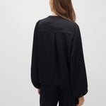 Maville-M_Black_Model_1