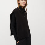 Tristiana-M_Black_Model_0