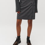 Jeani-M_Grey Check_Model_1