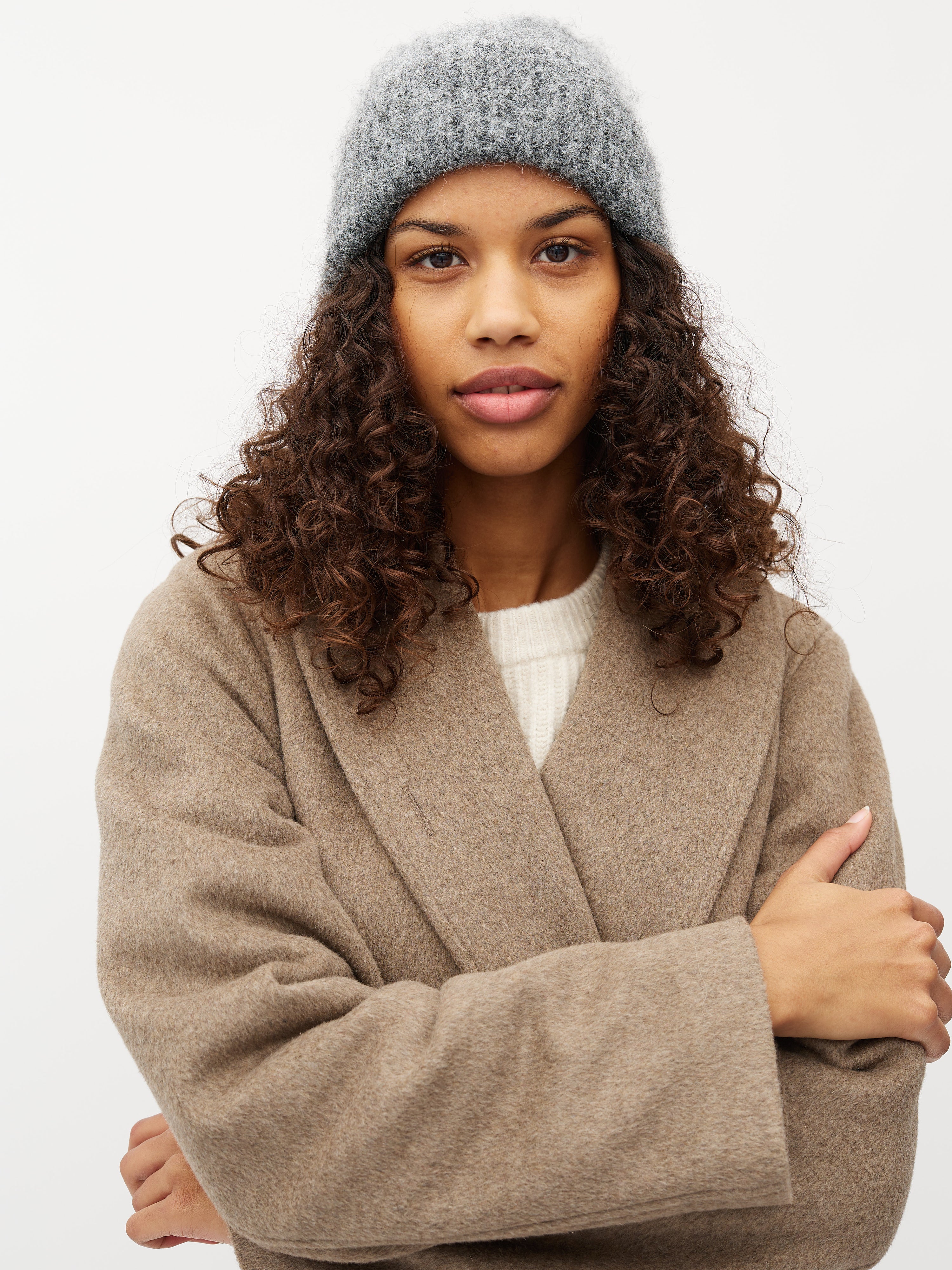 Muskan-M_Medium Grey Melange_Model_0