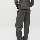 Cyril-M_Charcoal Melange_Model_4