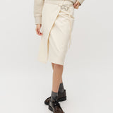 Zinaida-M_Ecru_Model_1