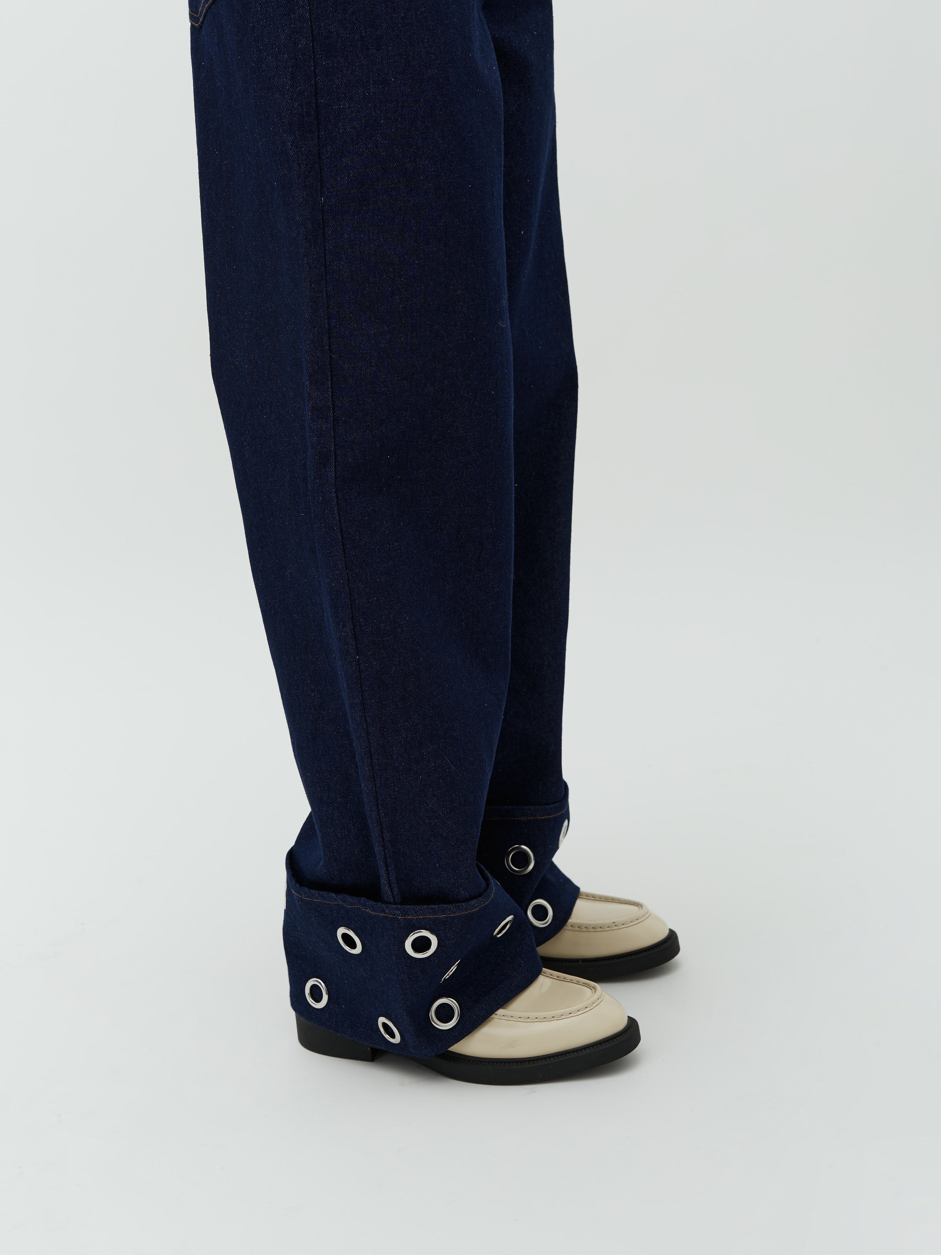 Jinia-M_Raw Blue_Model_1