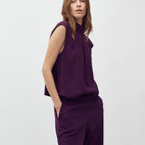 Maaja-M_Blackberry Wine_Model_2