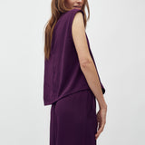 Maaja-M_Blackberry Wine_Model_5