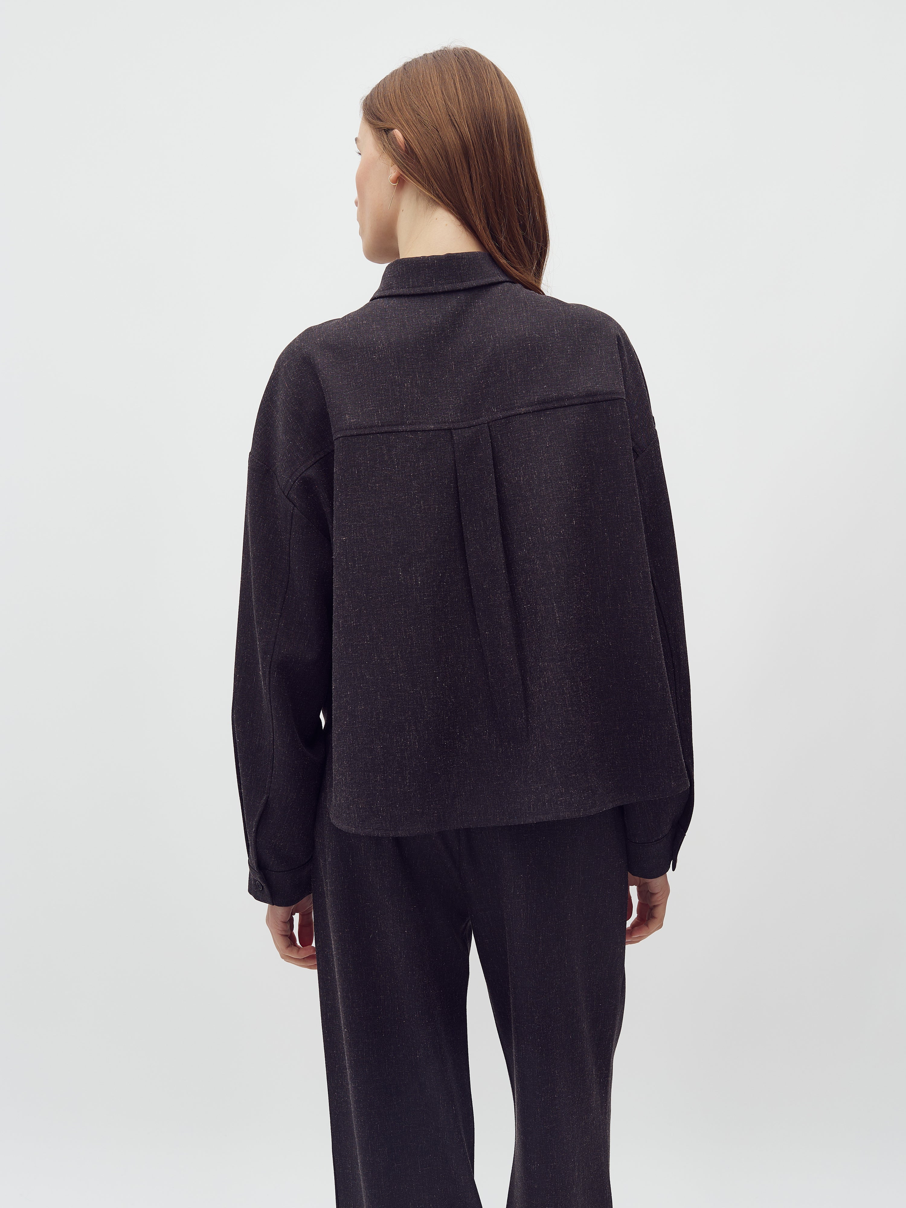 Levya-M_Midnight Navy Melange_Model_2