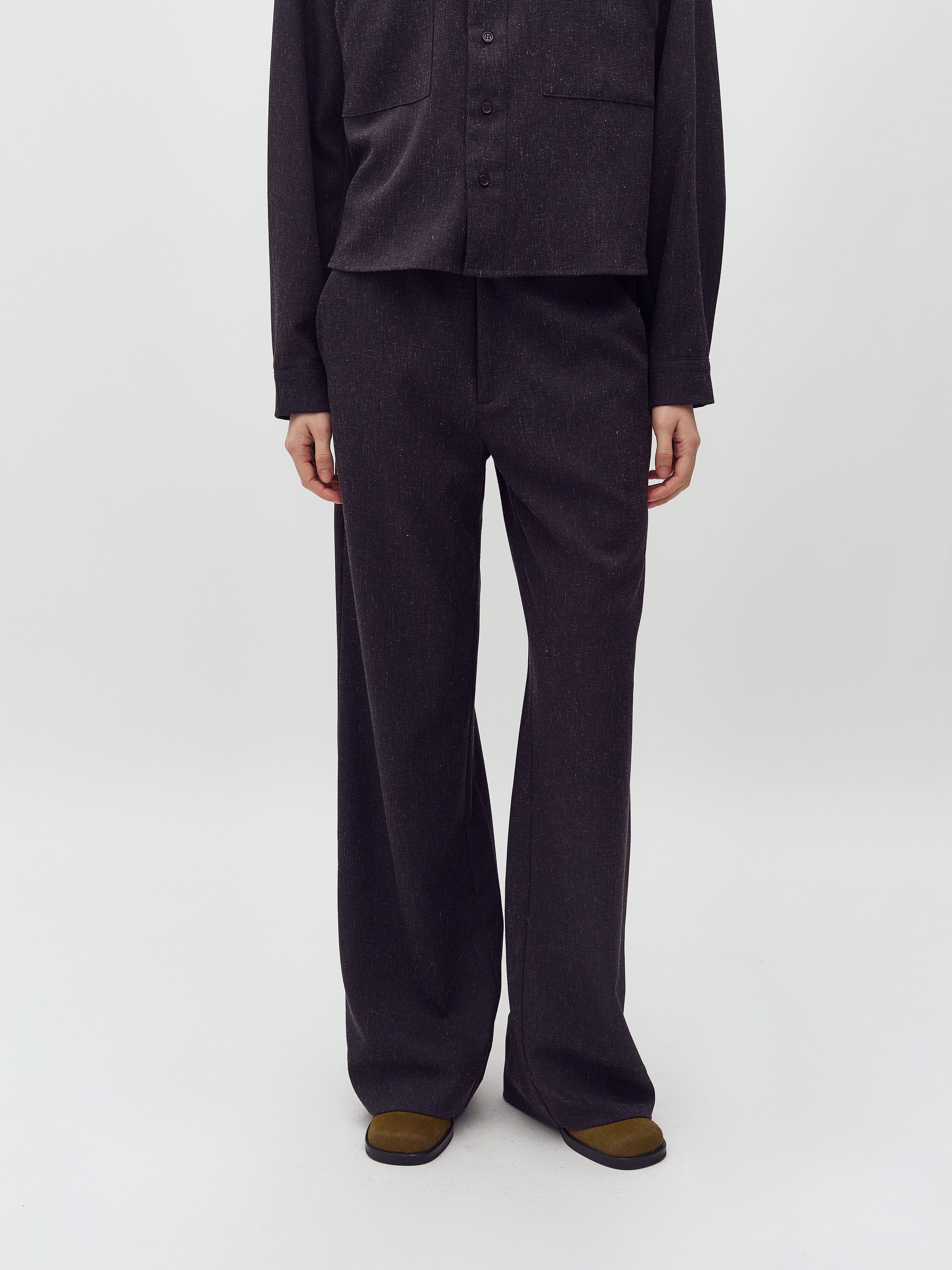 Rihnwen-M_Midnight Navy Melange_Model_0