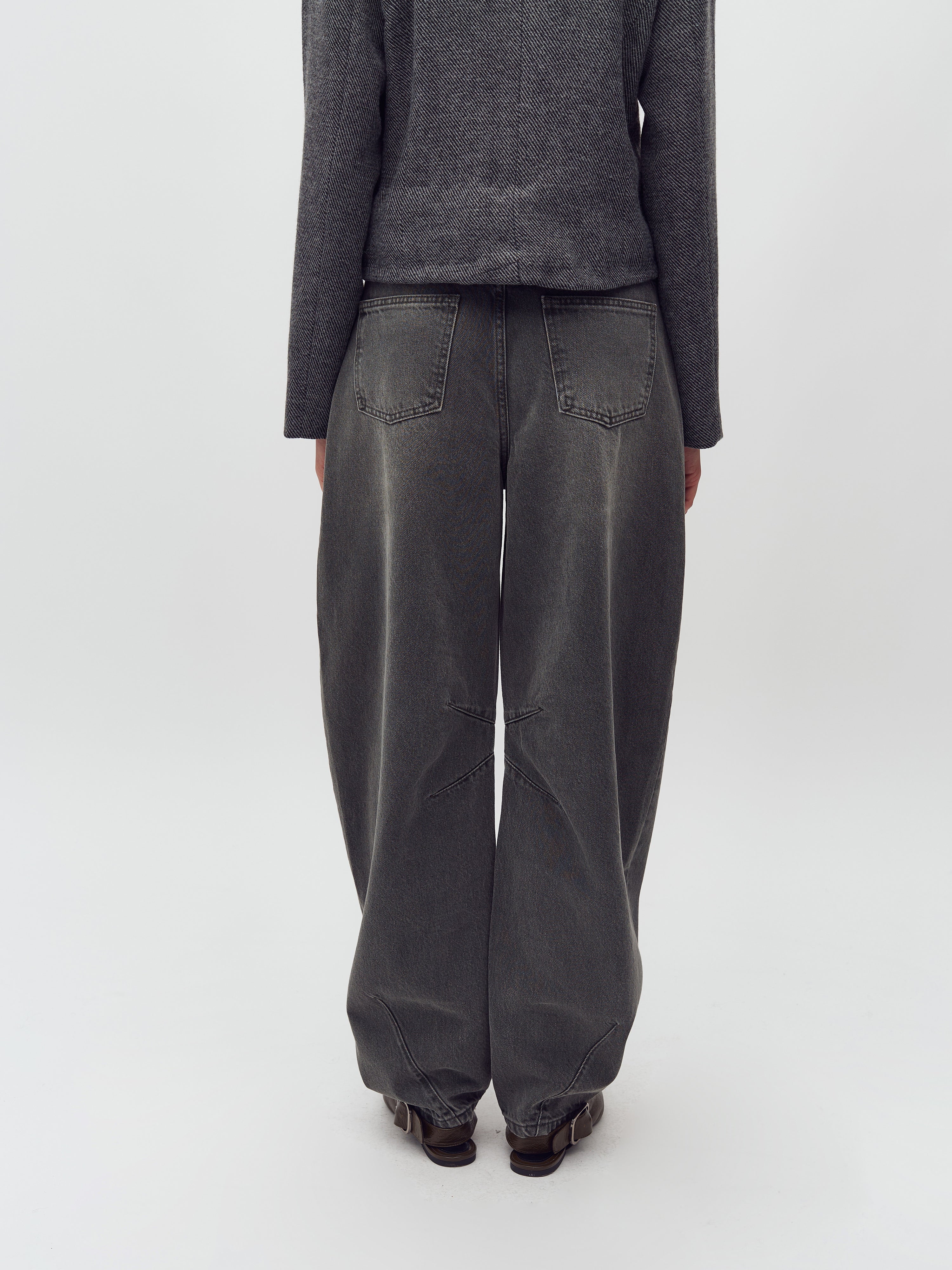 Barina-M_Khaki Green Wash_Model_3