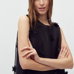 Molli-M_Black_Model_2