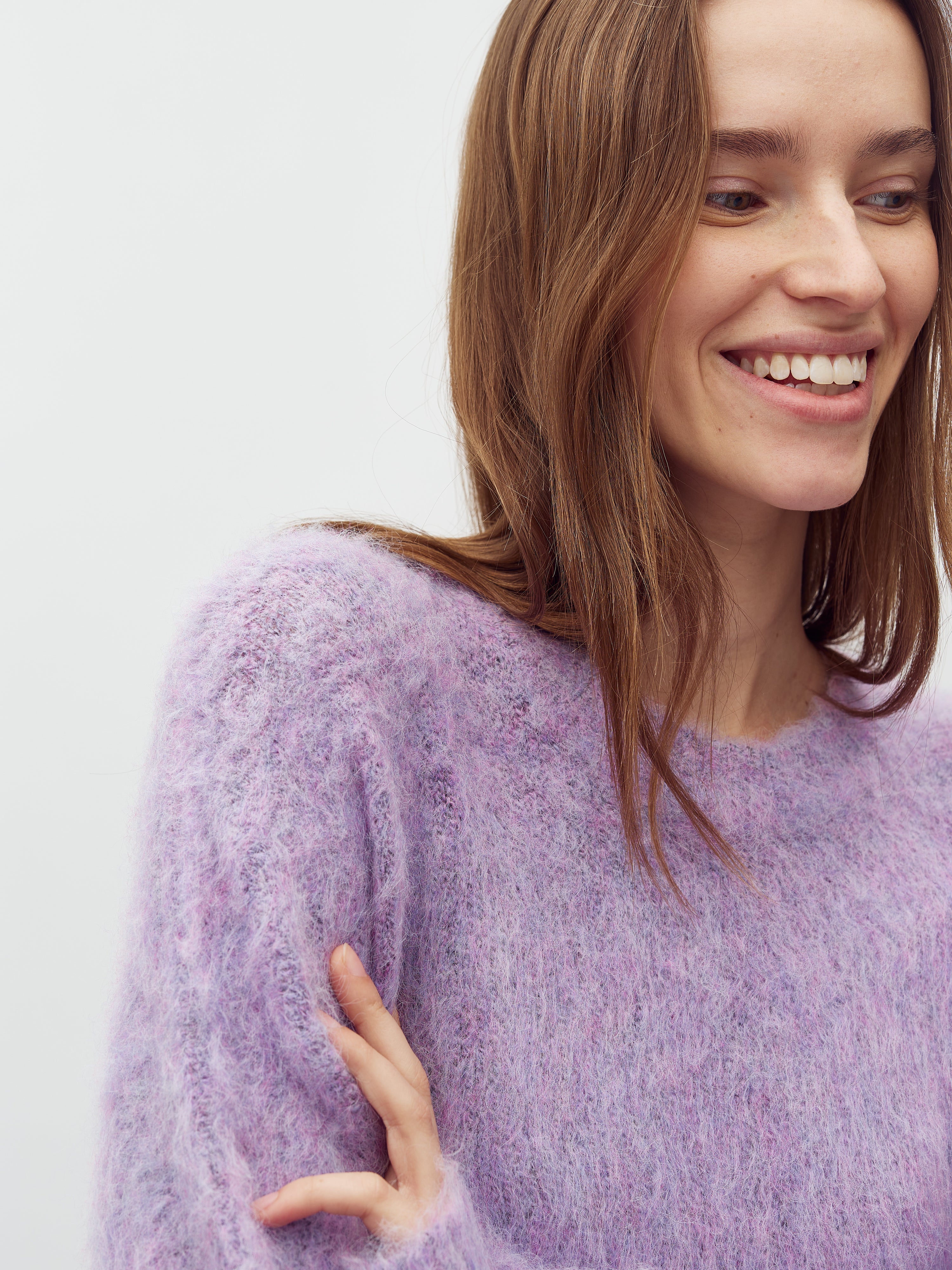 Gillis-M_Gentle Violet Melange_Model_3