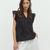 Gemala-M_Black_Model_0