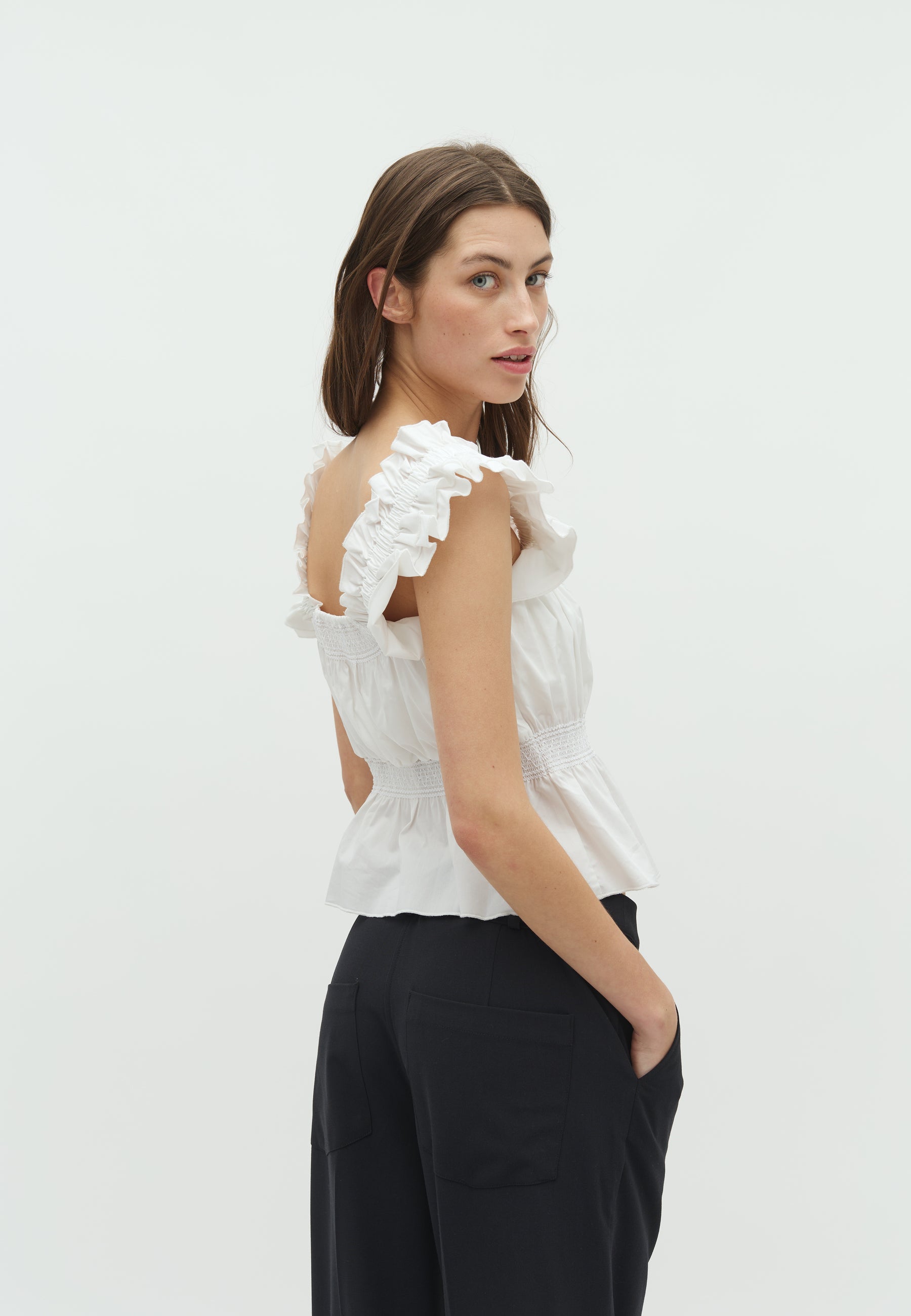 Sania-M_White_Model_1