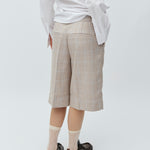 Brecan-M_Beige Check_Model_1