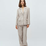 Howla-M_Beige Check_Model_0