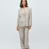 Howla-M_Beige Check_Model_0