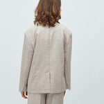 Howla-M_Beige Check_Model_1