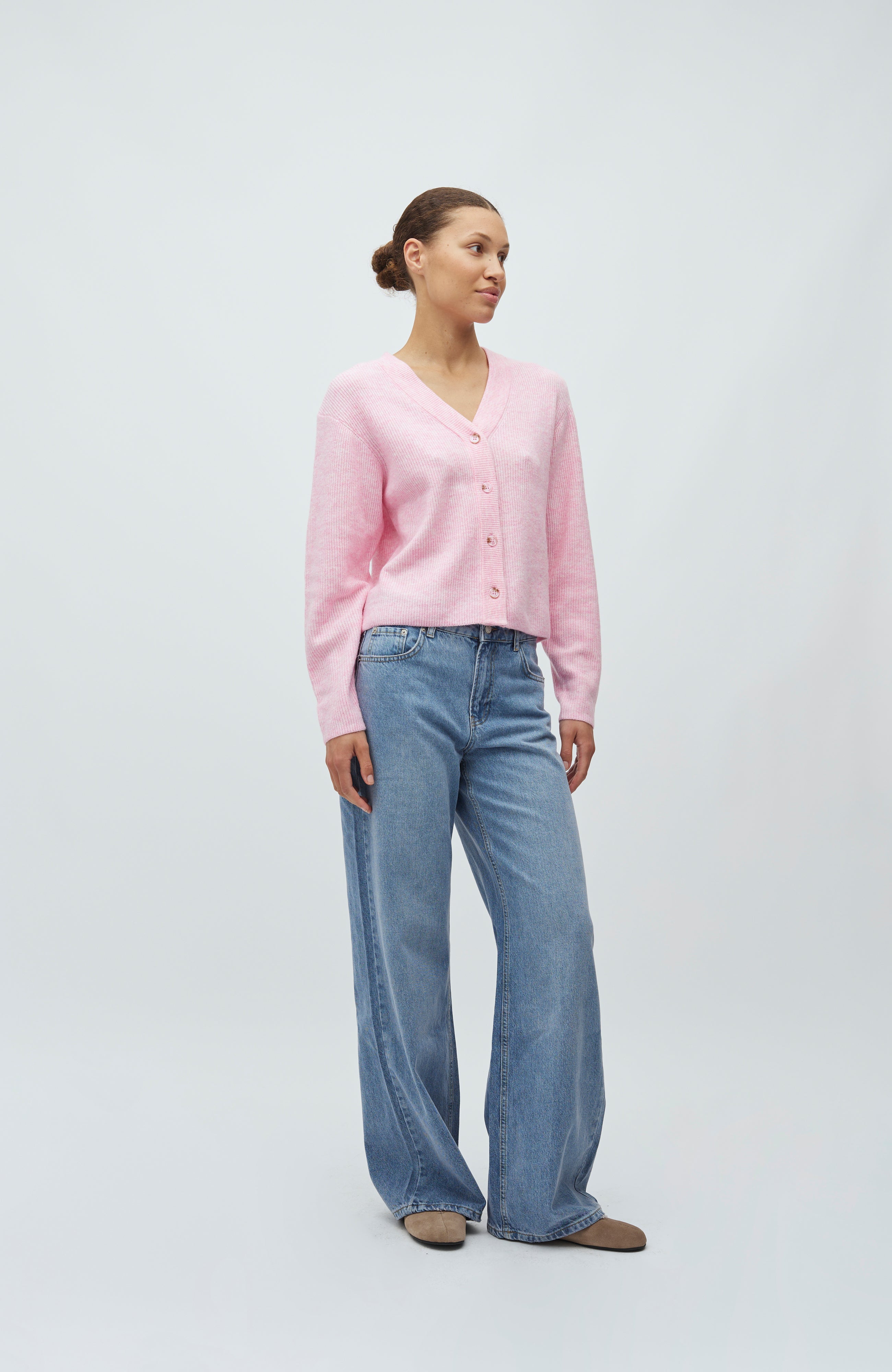 Asato-M_Begonia Pink Melange_Model_0