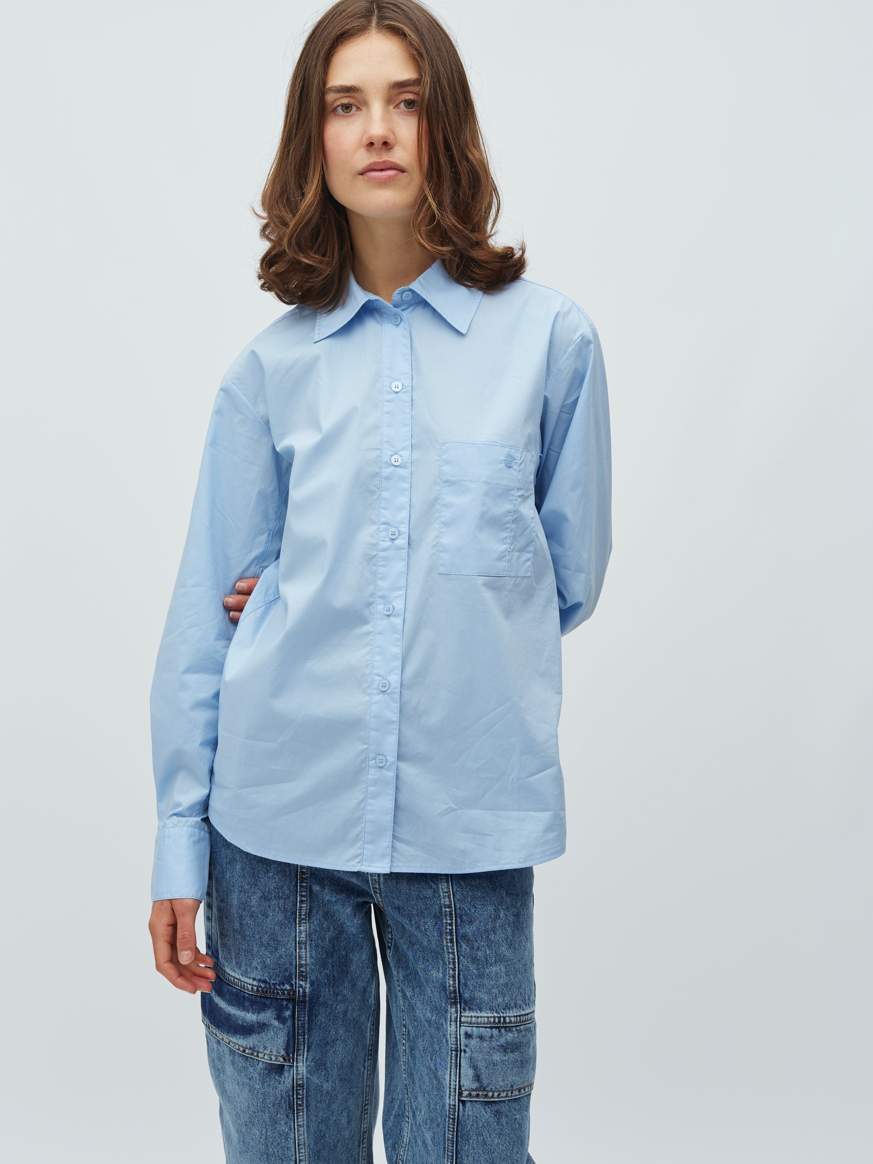 Aurore-M_Classic Light Blue_Model_2