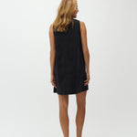 Rhiann-M_Rebel Black_Model_1