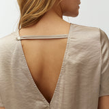 Nivara-M_Sand Grey_Model_3