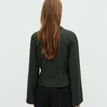 Mallaria-M_Pine Green_Model_1