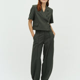 Robina-M_Pine Green_Model_3