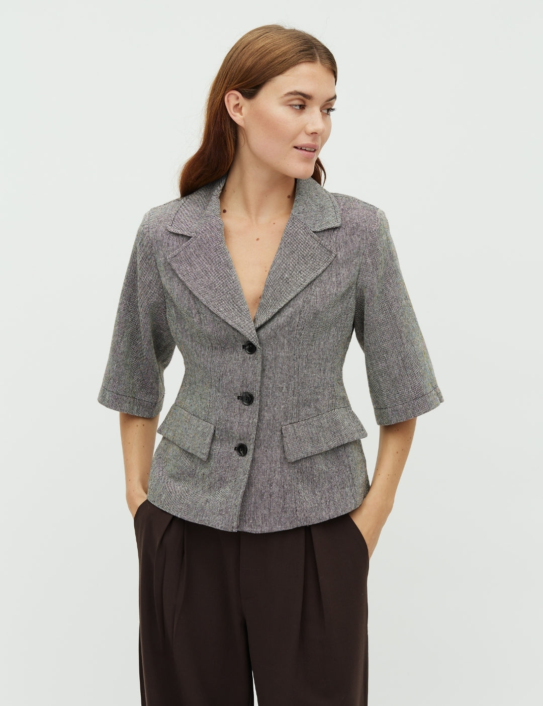 Babea-M_Salt and Pepper_Model_0