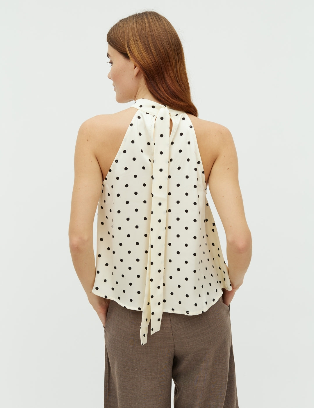 Palet-M_Sugar Dots_Model_2
