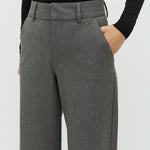 Lucy-M_Medium Melange_Model_2