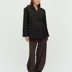 Amariella-M_Black_Model_1