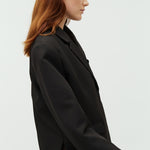 Amariella-M_Black_Model_2