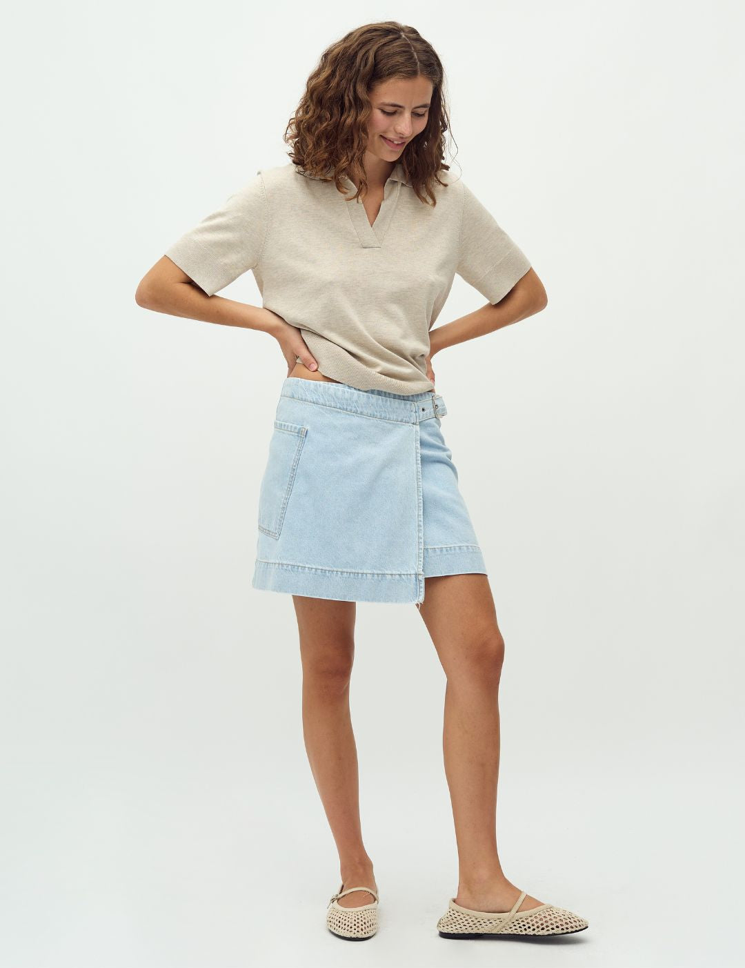 Kalinca-M_Lighter Blue Wash_Model_0