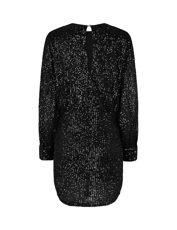 Geovana-M_Black_Packshot_1