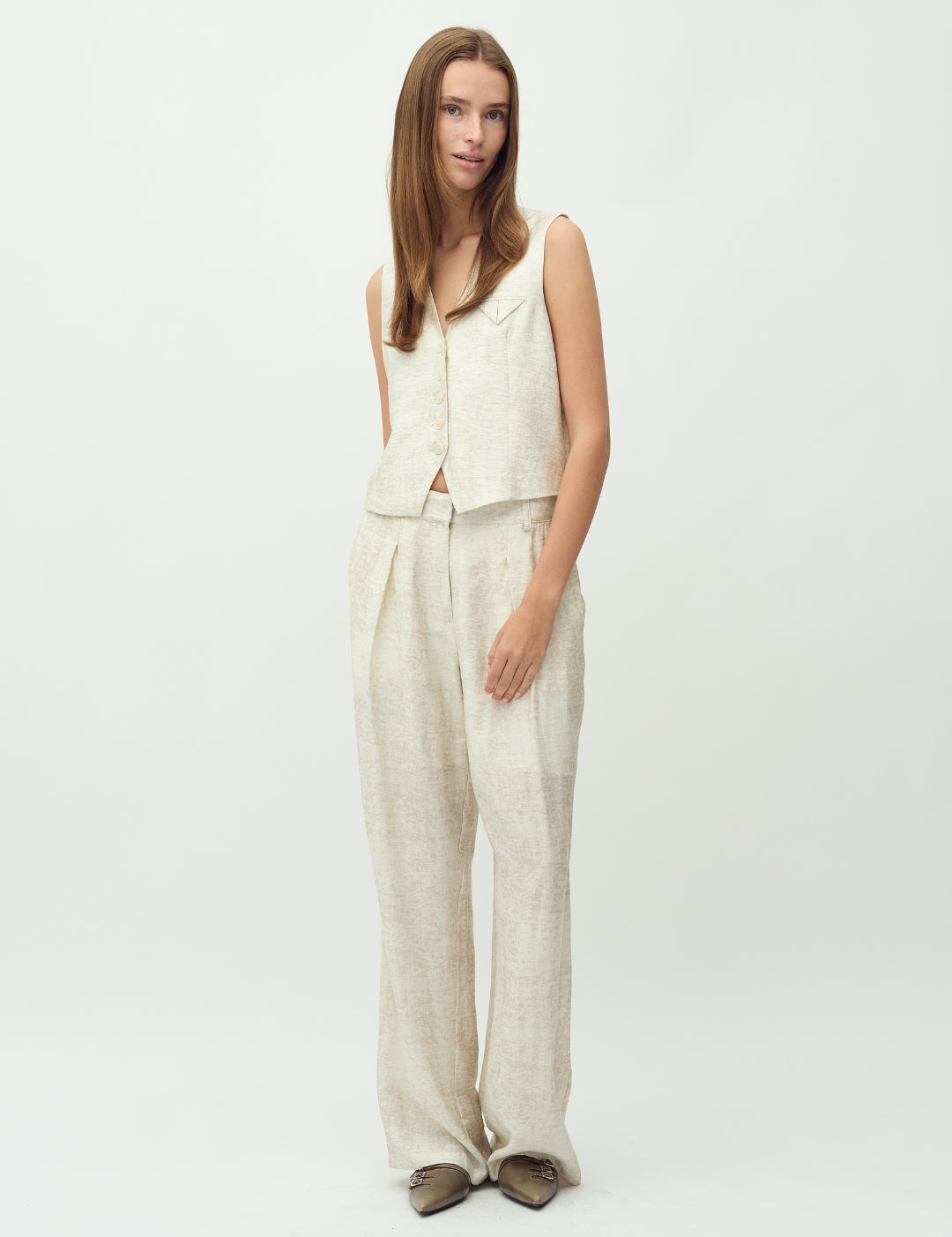 Cristiana Long-M_Oyster Valana Print_Model_0