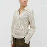 Gerri-M_Cremé Black Stripe_Model_0