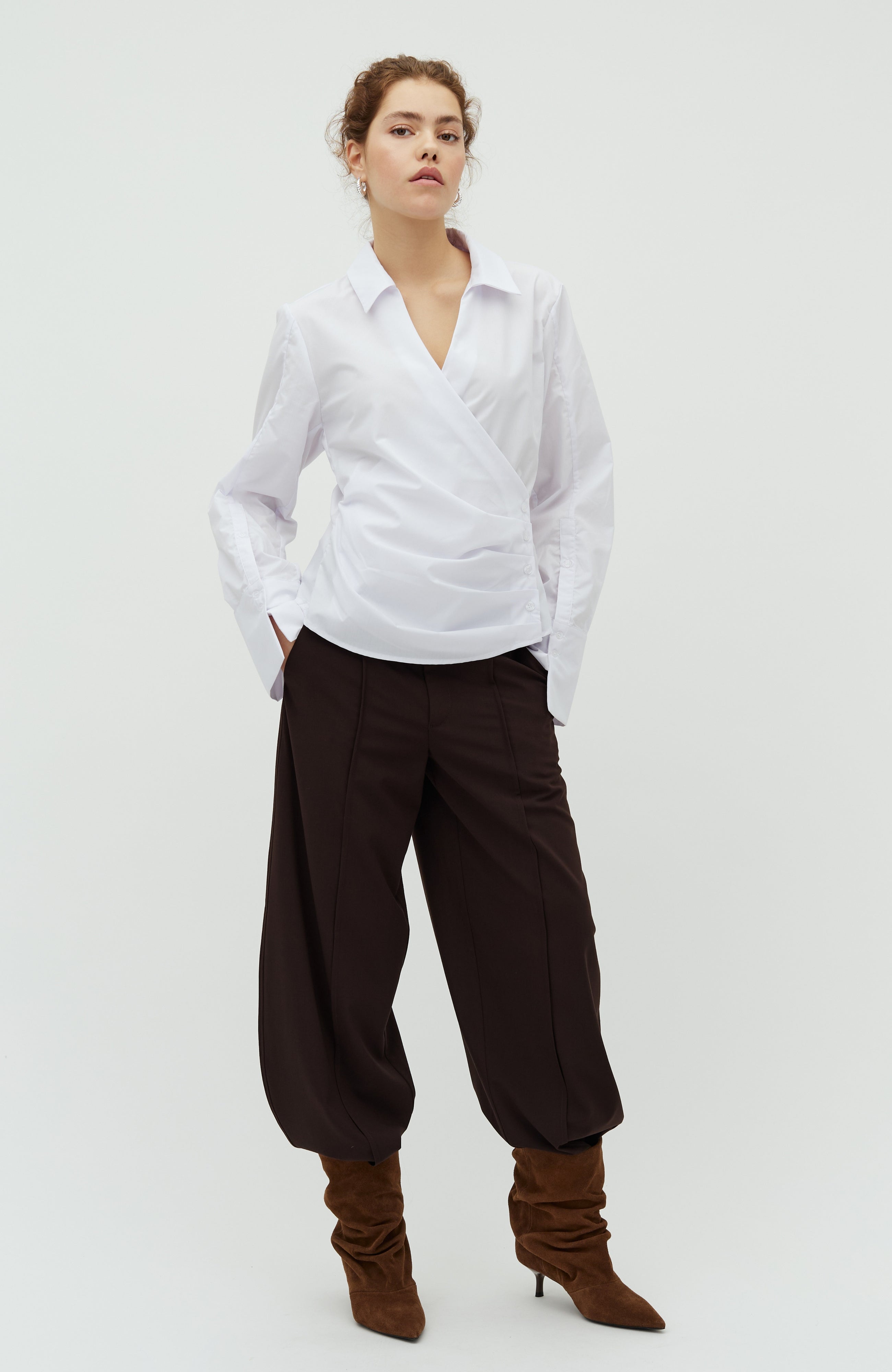 Gerri-M_White_Model_3