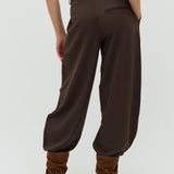 Silira-M_Coffee Brown_Model_2