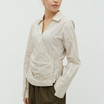 Gerri-M_Cremé Black Stripe_Model_0