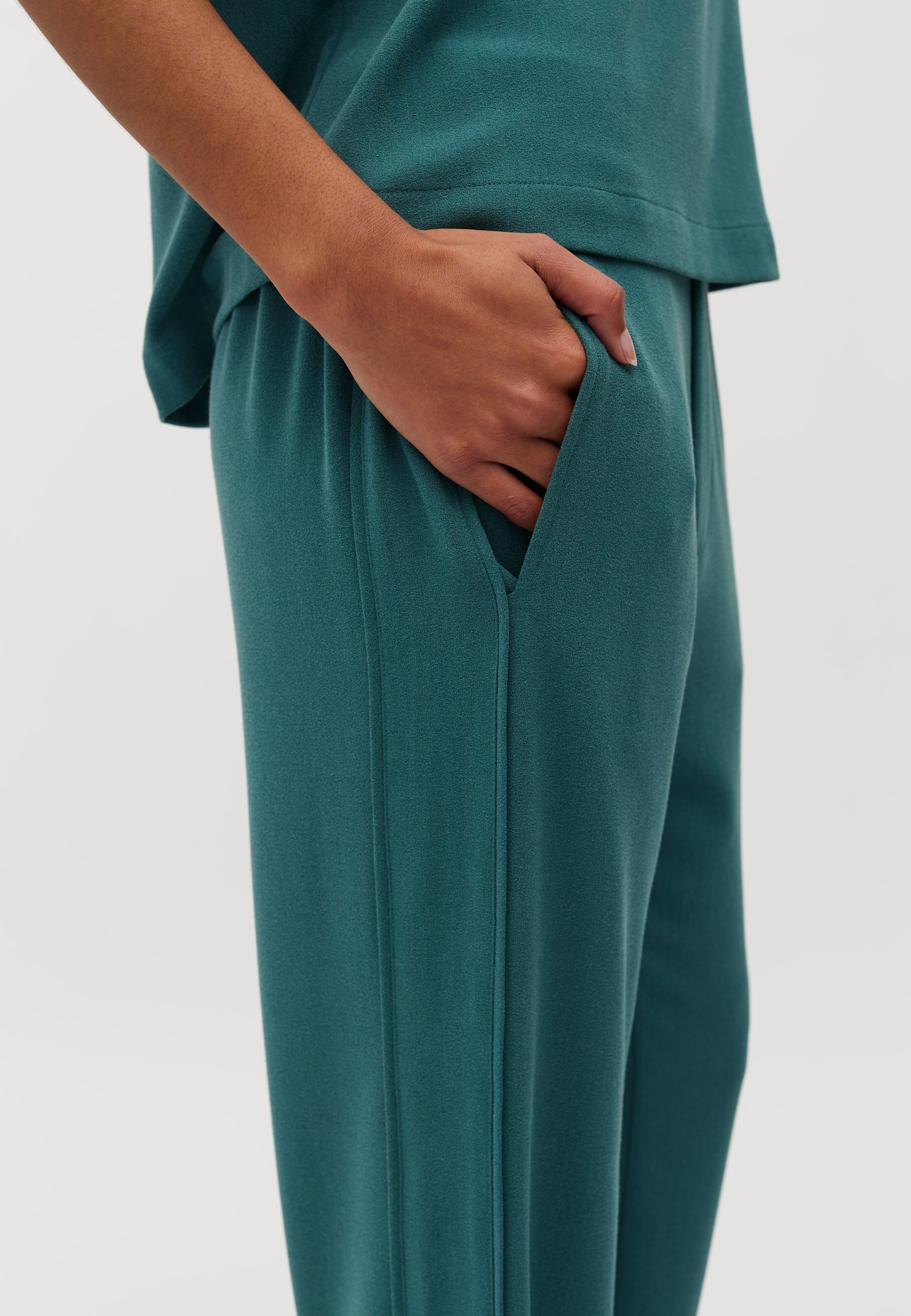 Artha-M_Mediterra_Model_2