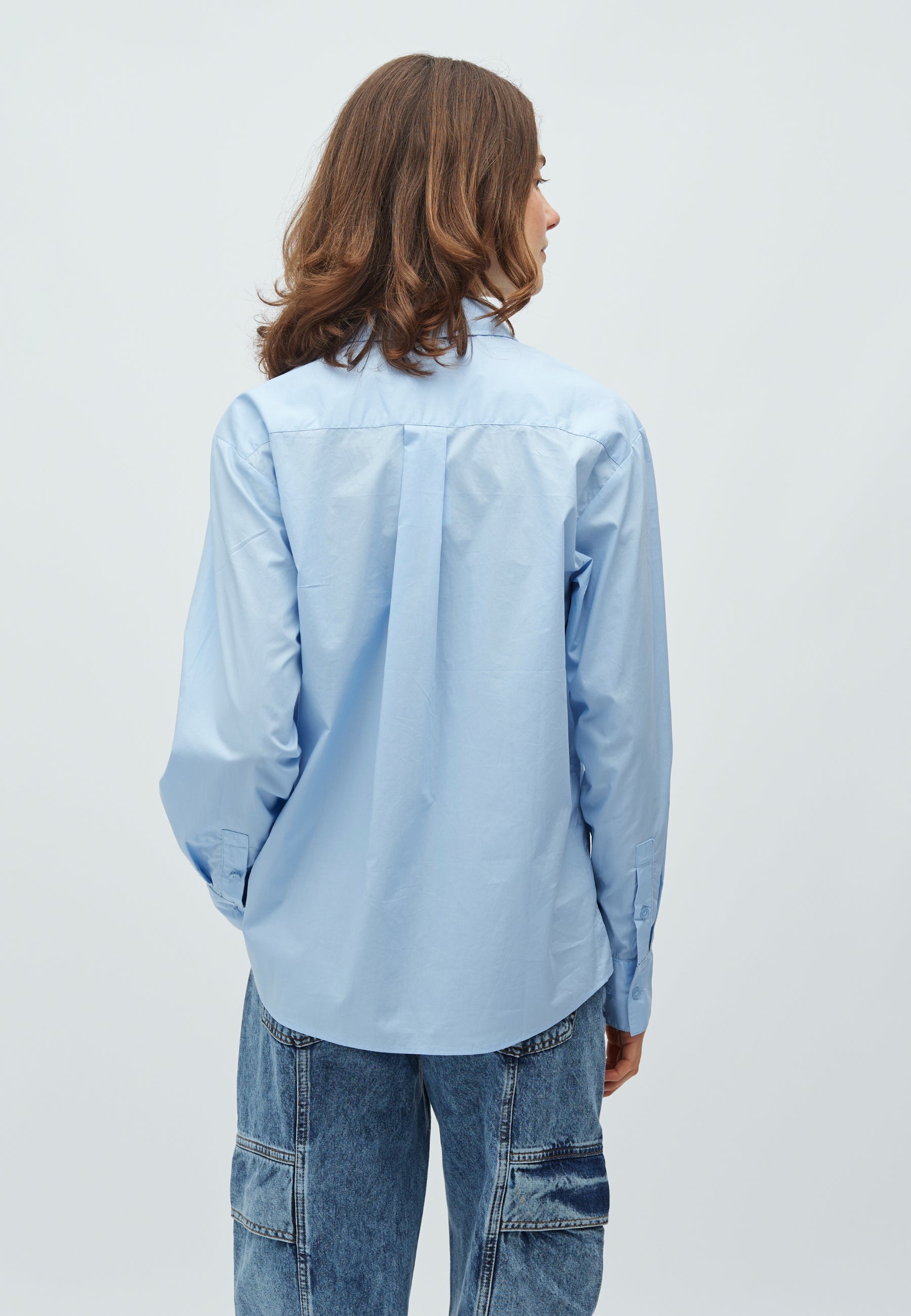 Aurore-M_Classic Light Blue_Model_1